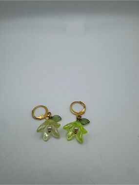 Handmade gold flower earrings
